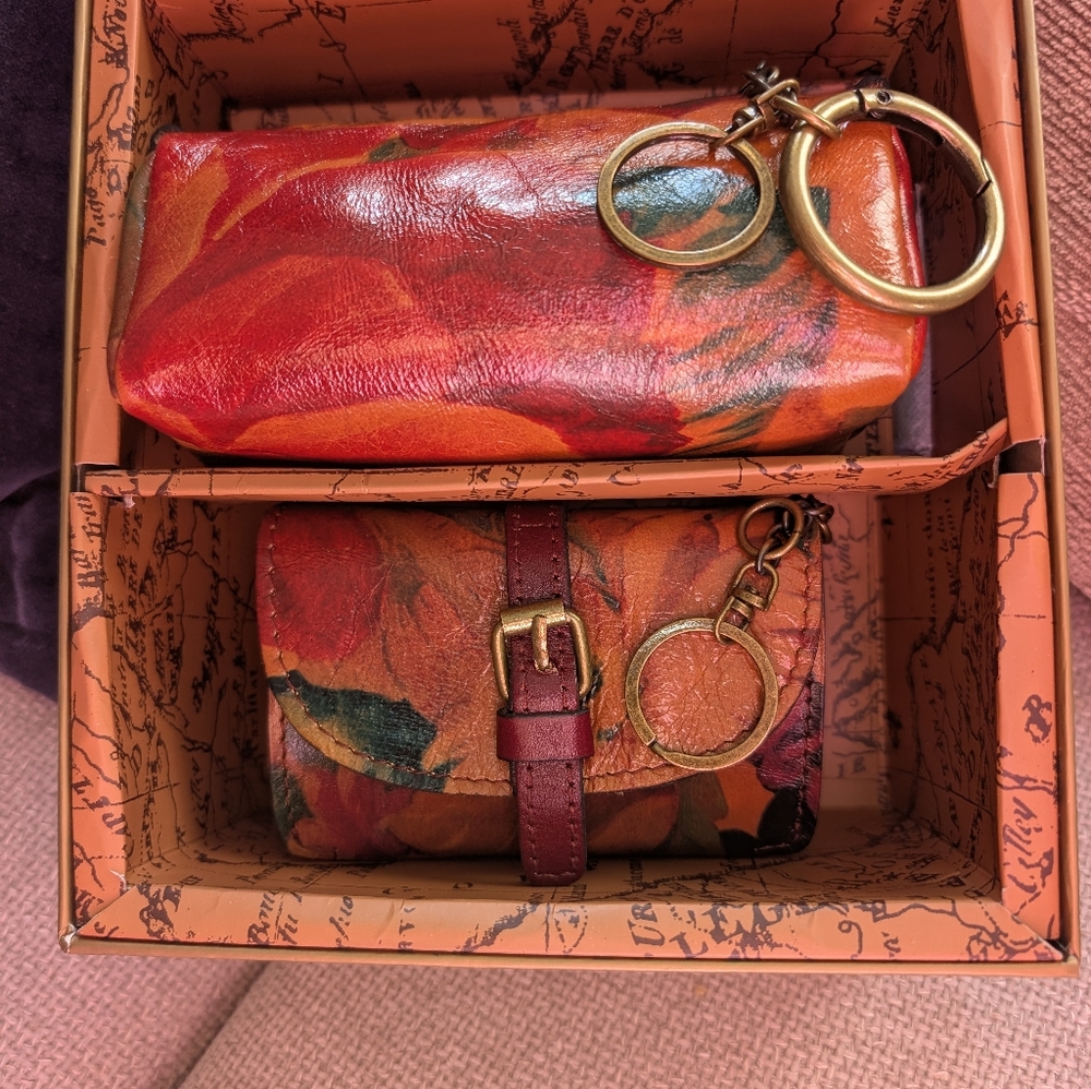 Colorful Leather Key & Card Holder Set - Picture 6 of 6